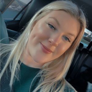 Meet your Posher, Haleigh